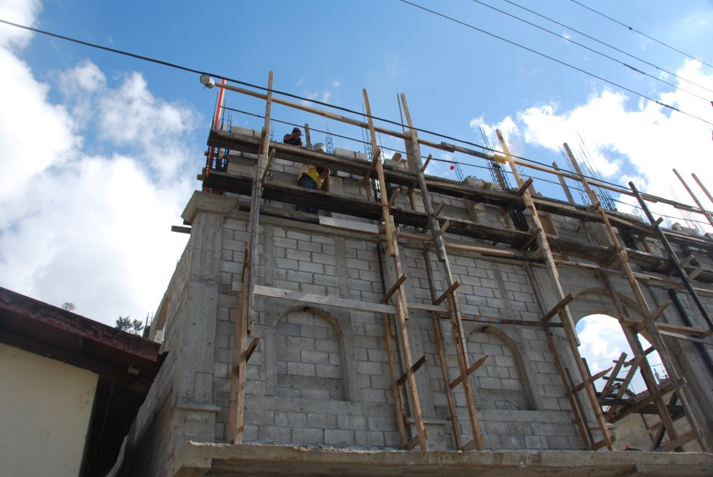 Des structures d'échafaudages toujours impressionnantes