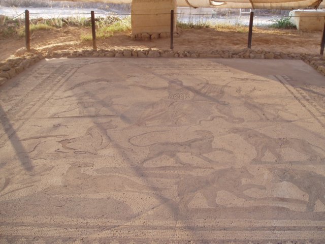 La mosaïque de la maison des gladiateurs