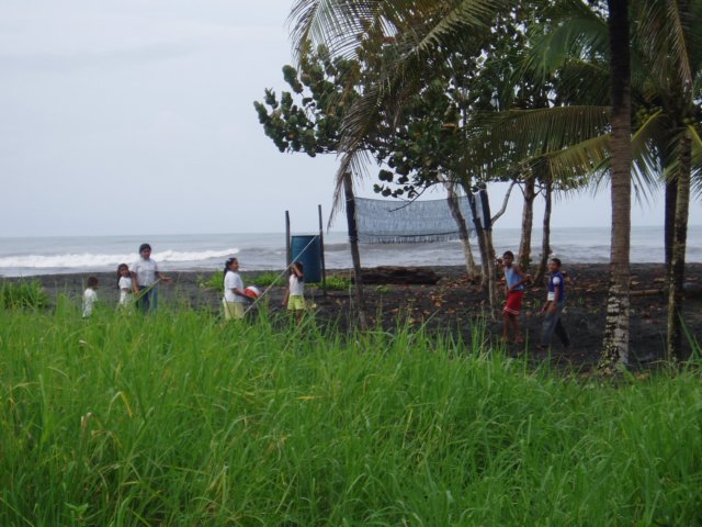 Une photo de l'album « Costa Rica 2004 » sur le site web de la famille Ratté.