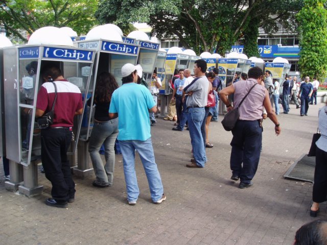 Une photo de l'album « Costa Rica 2004 » sur le site web de la famille Ratté.