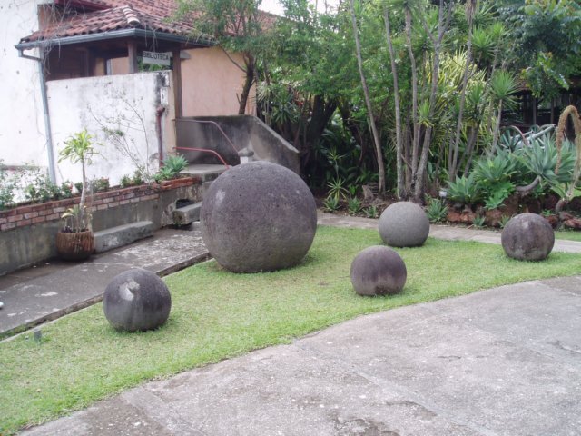 Une photo de l'album « Costa Rica 2004 » sur le site web de la famille Ratté.