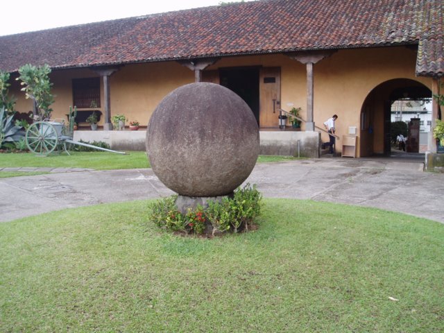 Une photo de l'album « Costa Rica 2004 » sur le site web de la famille Ratté.
