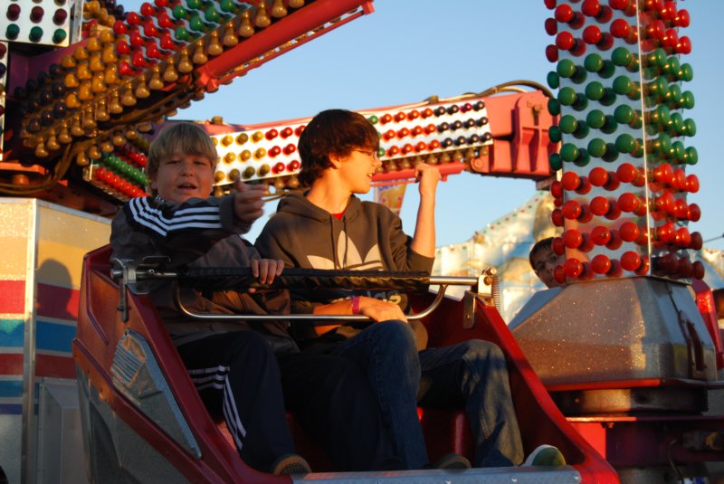 Une photo de l'album « Expo-Québec 2007 » sur le site web de la famille Ratté.