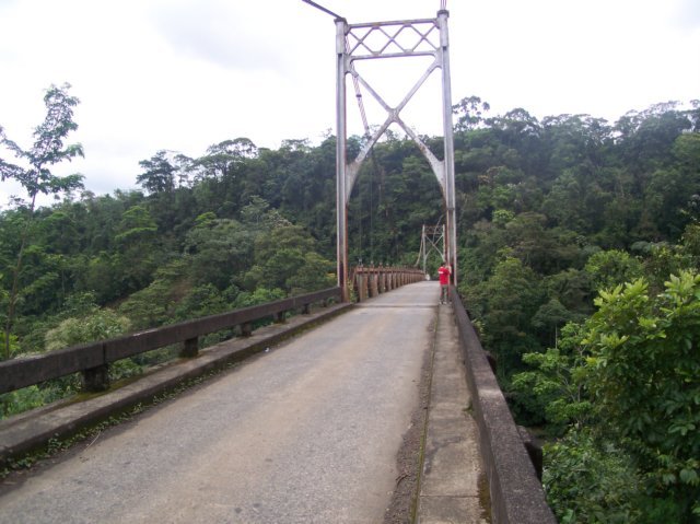 Une photo de l'album « Costa Rica 2004 » sur le site web de la famille Ratté.