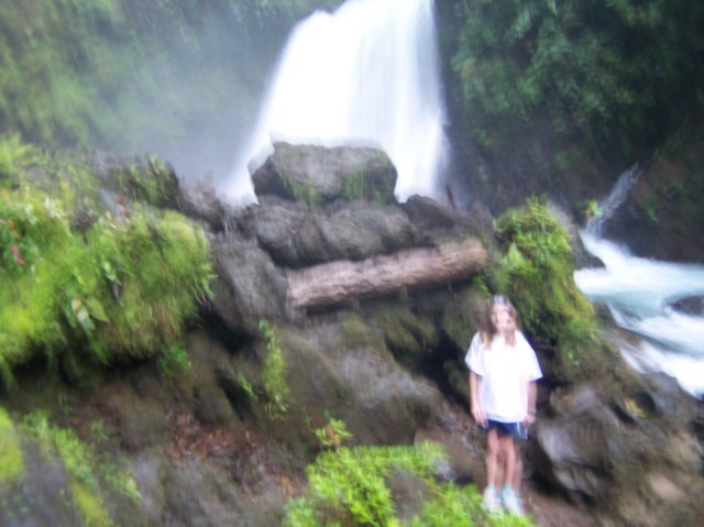 Une photo de l'album « Costa Rica 2004 » sur le site web de la famille Ratté.