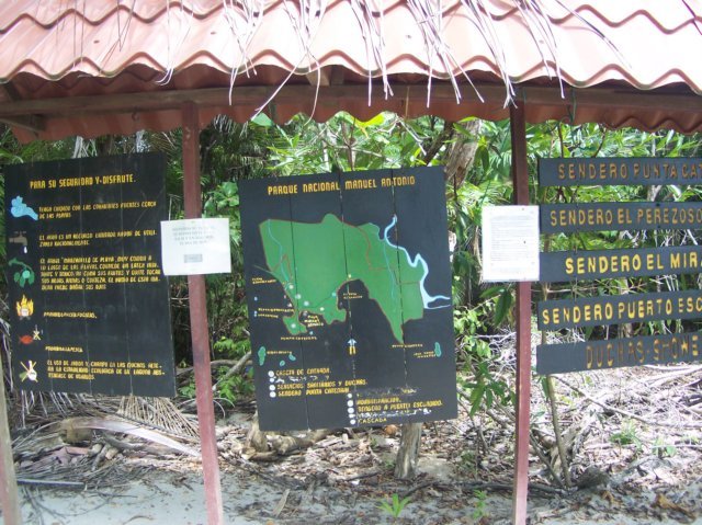 Une photo de l'album « Costa Rica 2004 » sur le site web de la famille Ratté.
