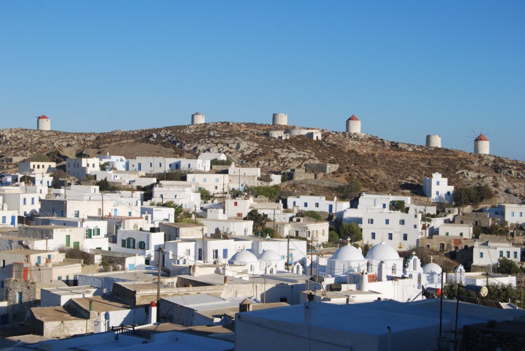 Une photo de l'album « Les Cyclades » sur le site web de la famille Ratté.