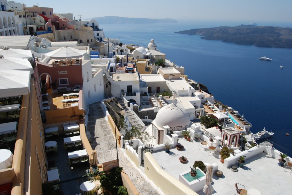 Une photo de l'album « Les Cyclades » sur le site web de la famille Ratté.