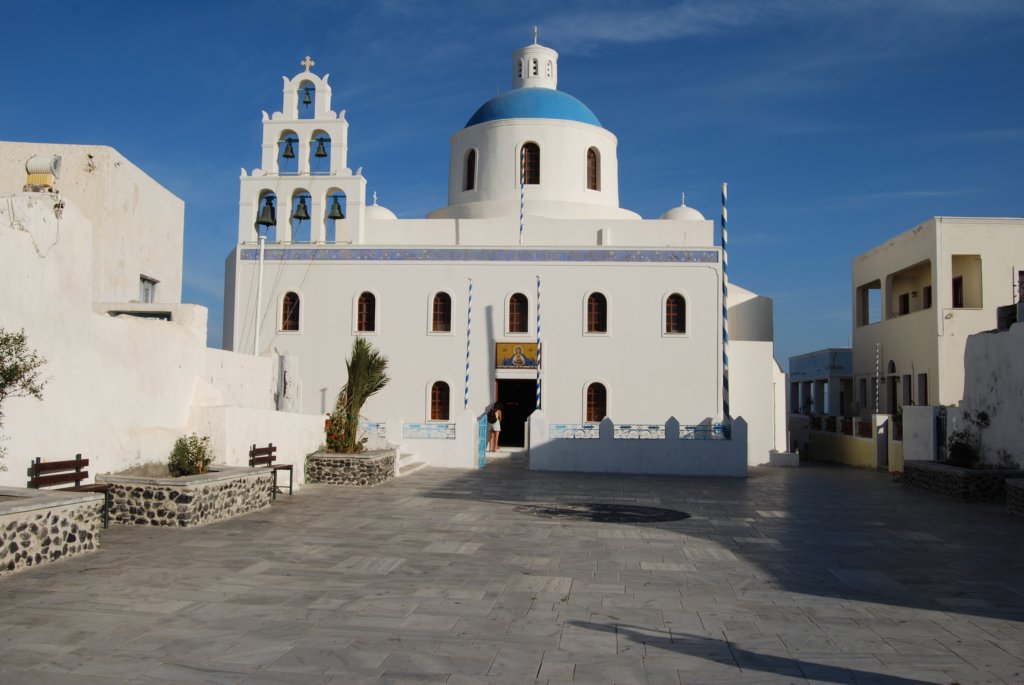 Une photo de l'album « Les Cyclades » sur le site web de la famille Ratté.