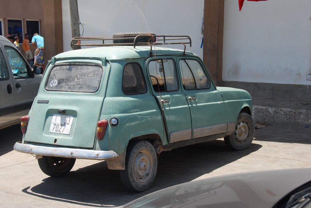 renault4duneautrepoque.jpg