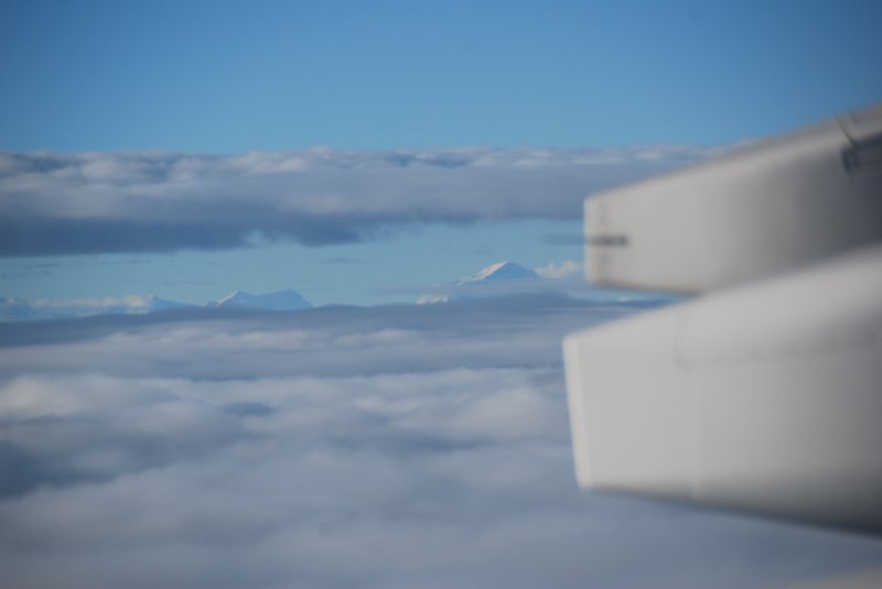 larriveaunpalestimpressionnantelesmontagnessontplushautesquelesnuages.jpg