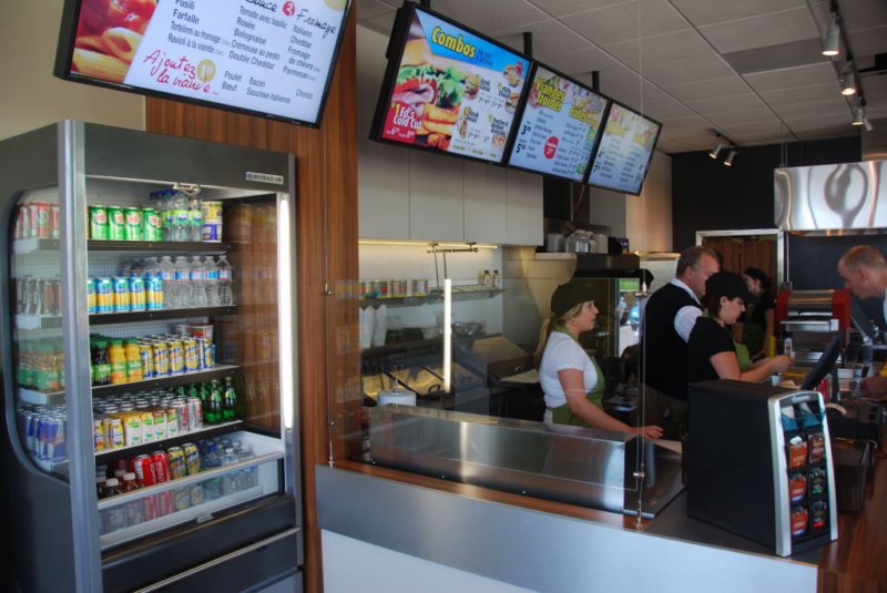 Une photo de l'album « New Ed's in Dieppe » sur le site web de la famille Ratté.