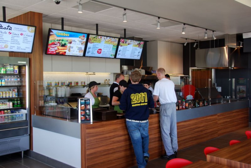 Une photo de l'album « New Ed's in Dieppe » sur le site web de la famille Ratté.