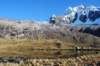 Remarquez le reflet des tentes dans le lac