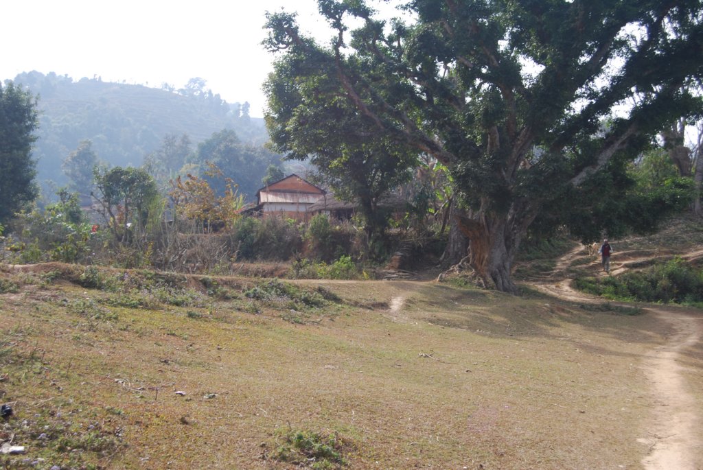 Une photo de l'album « Autour de Pokara » sur le site web de la famille Ratté.
