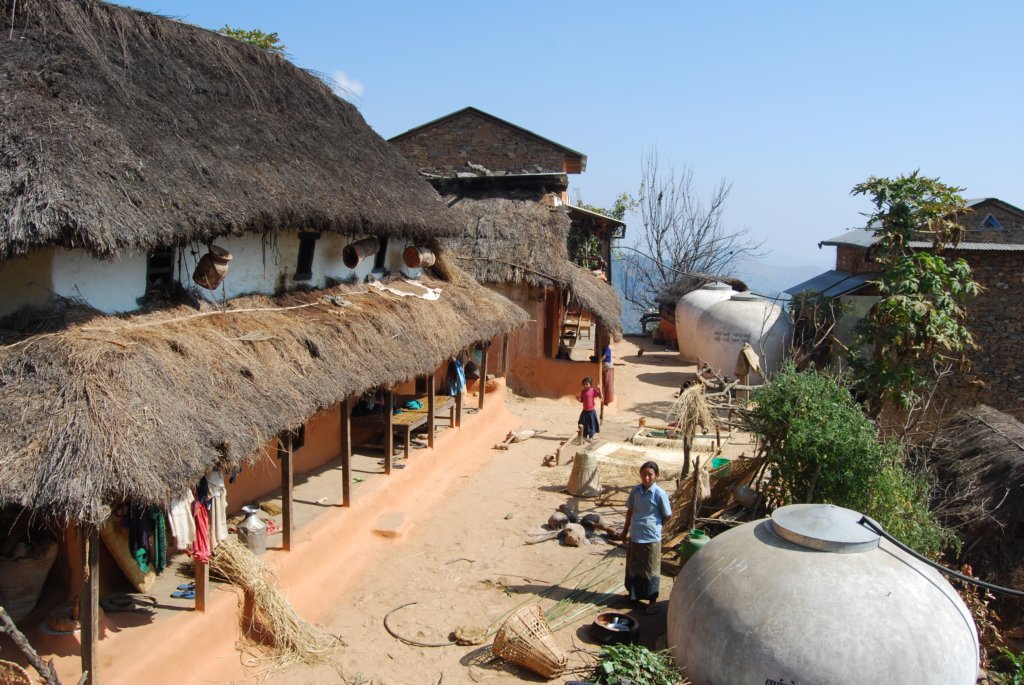 Une photo de l'album « Autour de Pokara » sur le site web de la famille Ratté.