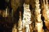 eneffetlavitesselevedeleaudinfiltrationtraverslaparoiduplafondlaissepeudedptscalcaireslamajeurepartieducalcairesedposeainsisurlesstalagmites_small.jpg