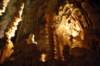 lachutedesgouttesdeaudepuisunecertainehauteurexpliquelaformeenempilementdassiettesdecertainsstalagmites_small.jpg
