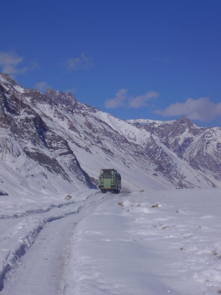La route se rend maintenant jusqu'à Nimu