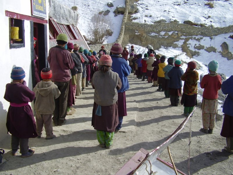Mise en rang, et chants